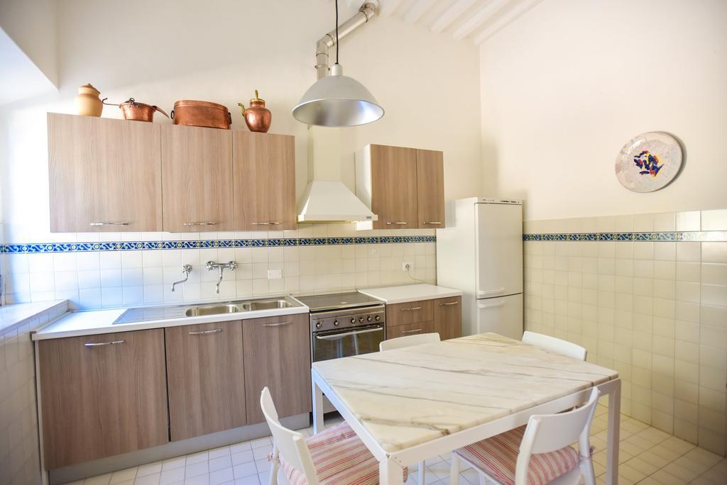Villa San Dalmazio Splendida Appena 5Km Dal Centro Siena Luaran gambar