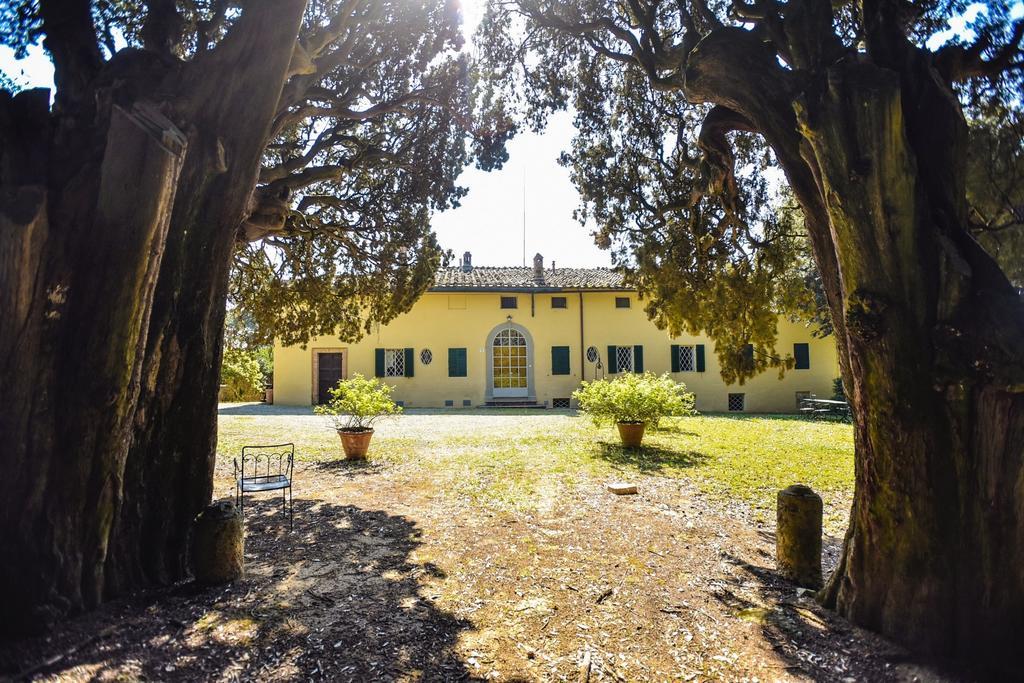 Villa San Dalmazio Splendida Appena 5Km Dal Centro Siena Luaran gambar