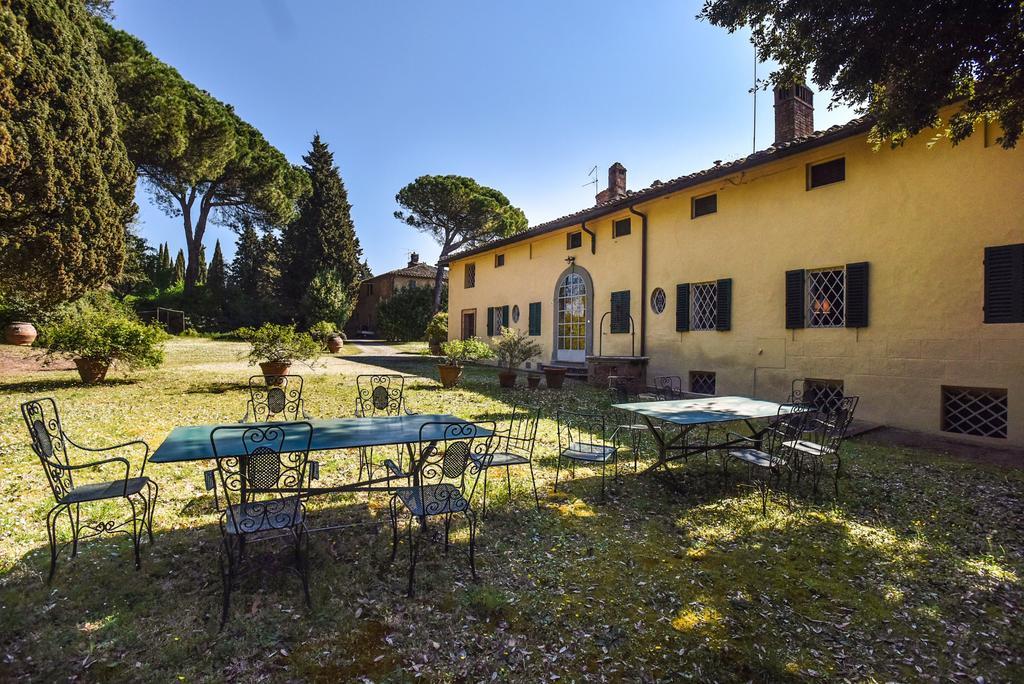 Villa San Dalmazio Splendida Appena 5Km Dal Centro Siena Luaran gambar